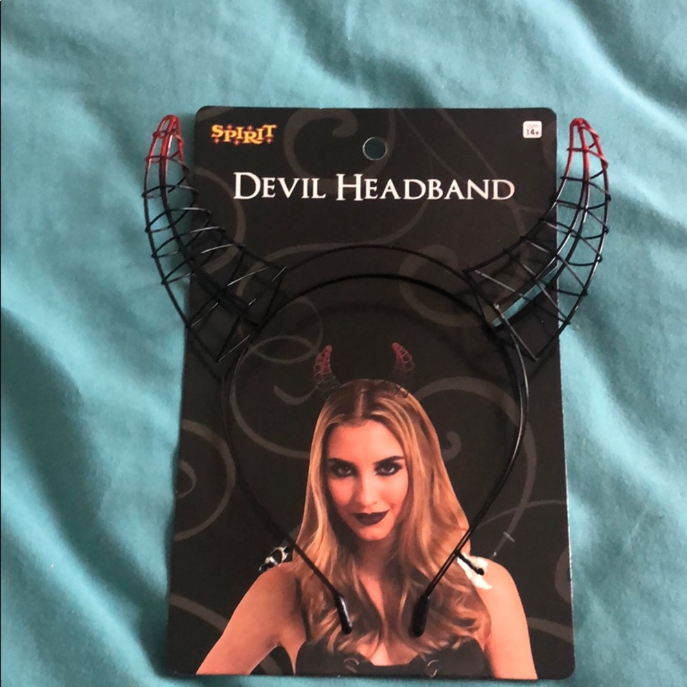 Devil Horns